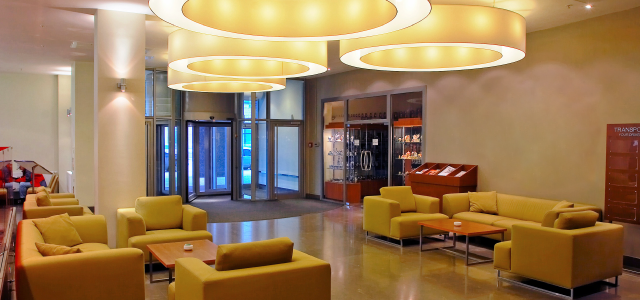 Le installazioni audio per la musica di sottofondo, la messaggistica e gli interventi parlati: facciamo un riassunto.